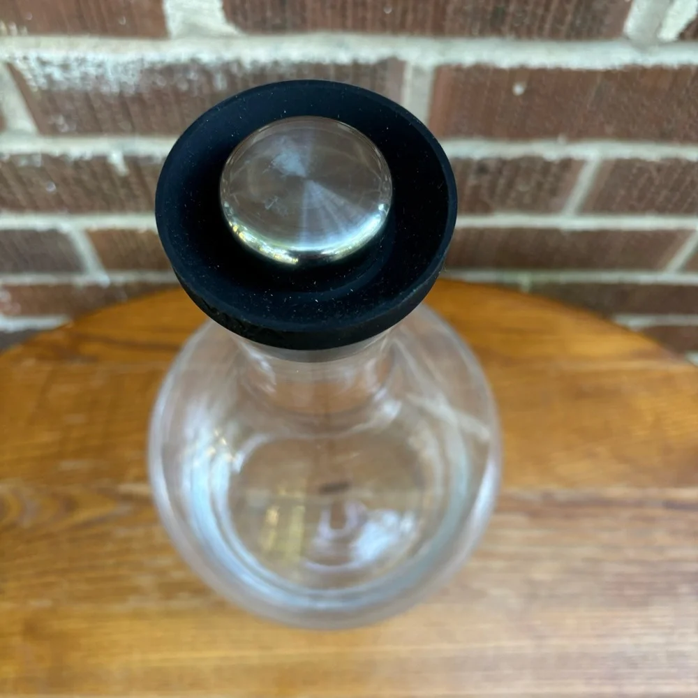 Viva Scandinavia Drip Free Wine Decanter 1.5 Liter / 50.7 oz